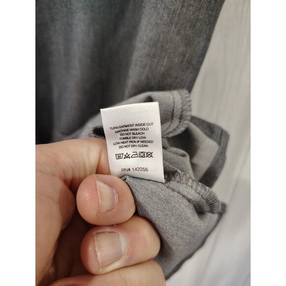 Figs Technical Collection Three-Pocket Scrub Top Graphite Size M 100% Awesome - Picture 7 of 9